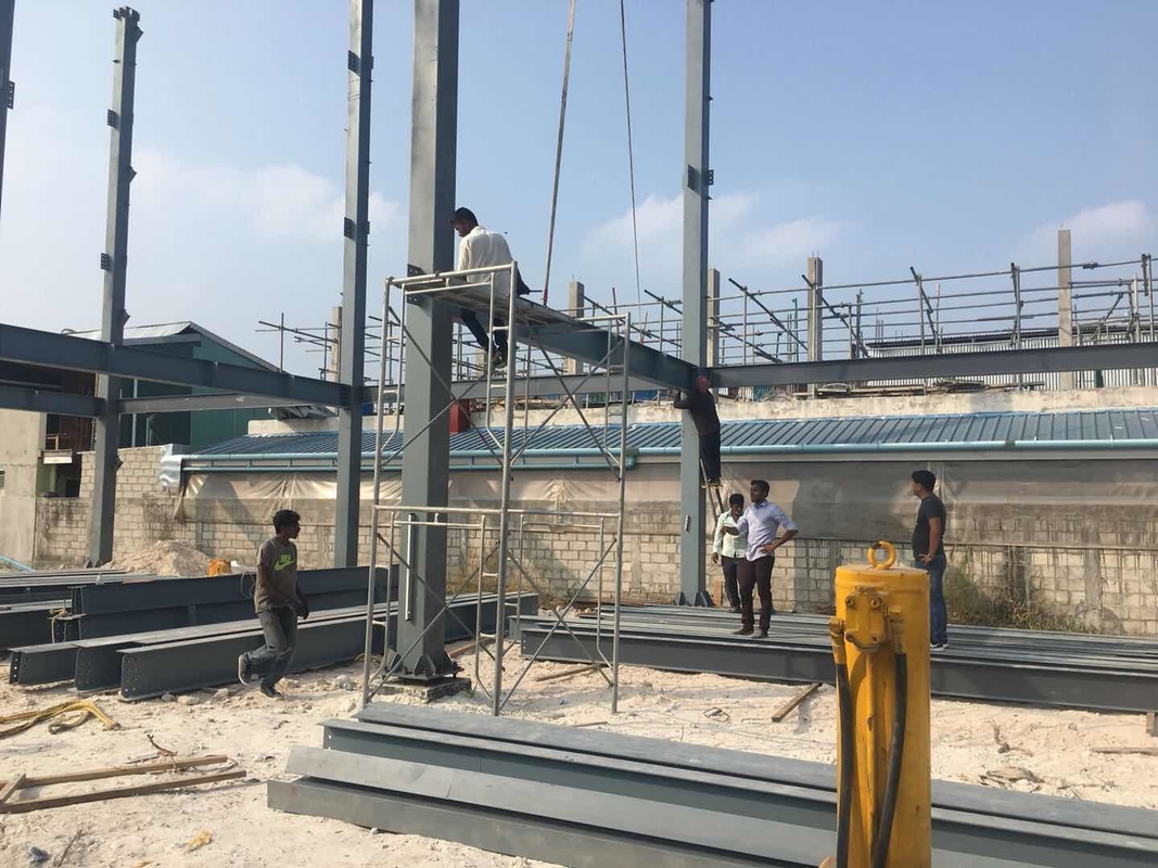 Constructions en acier préfabriquées de grande hauteur bâtiments de bâtiments de cadre maisons pour les Maldives utiliser des matériaux isolants
