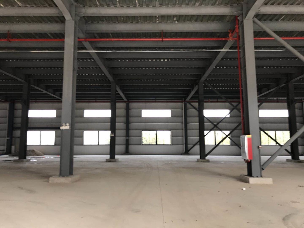 H Structure en acier à longue portée Construction de bâtiments en acier Les immeubles de bureaux commerciaux sont constitués de gratte-ciel